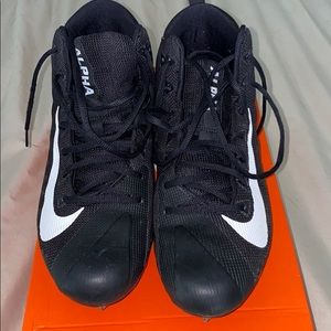 Nike Alpha Menace Pro Mid size 12.5 men’s  cleats